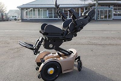 PARAVAN PR 50 electric wheelchair with seat lift and standing function – flexible mobility for indoor and outdoor use.