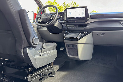 Paravan Ford Tourneo Custom Cockpit