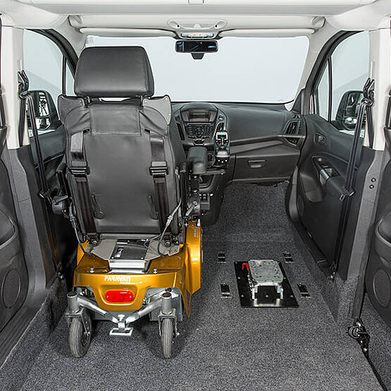 The PARAVAN Ford Tourneo Custom with Lifting system for wheelchairs